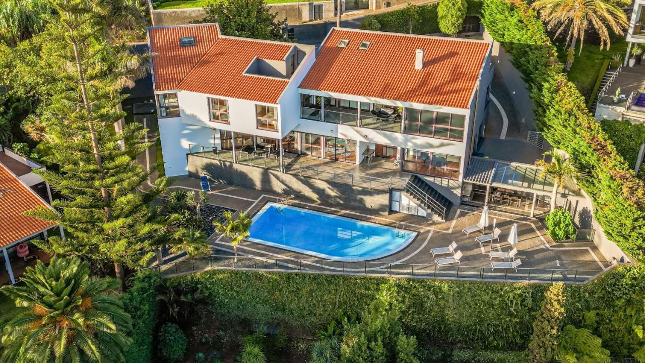 Ample Villa With Pool And Gorgeous Ocean View Фуншал Екстер'єр фото